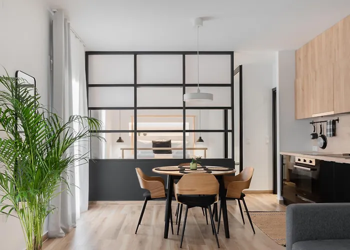 Alyvia Central Apartment 1