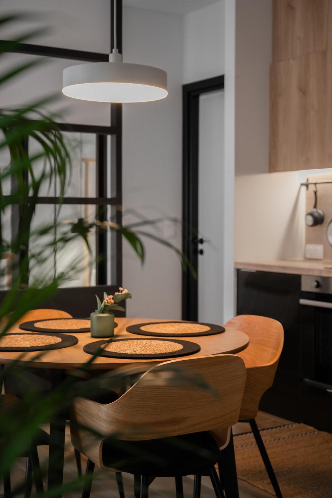 Alyvia 1 Apartment *